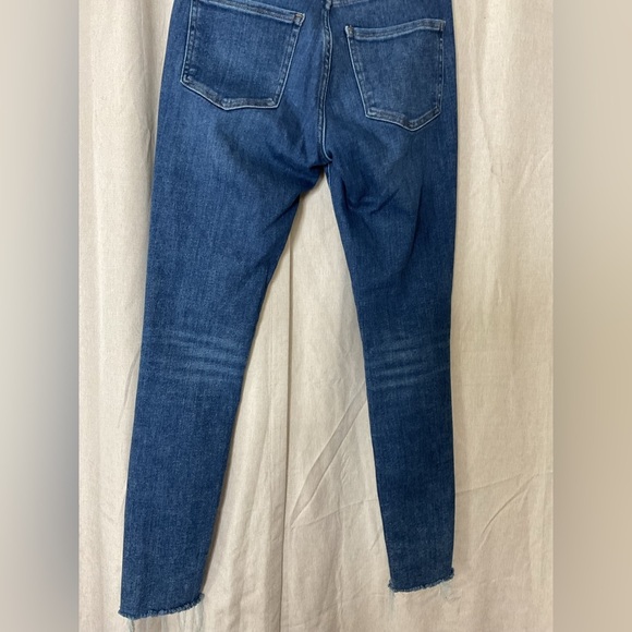 Express Skinny Mid Rise Medium Wash Stretch Jeans Size 2R Distressed - Picture 2 of 13